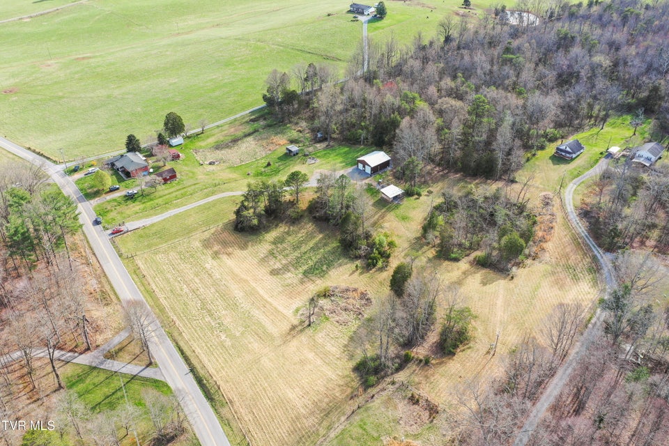 Photo #33: 990 Bullock Hollow Road