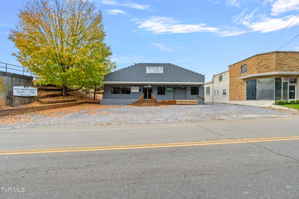 Photo #62: 403 Summer Street