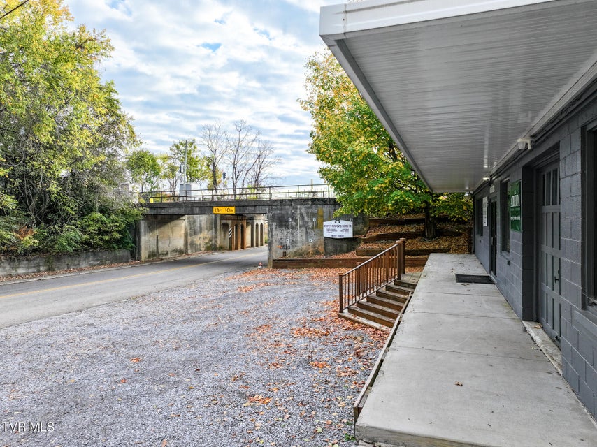 Photo #71: 403 Summer Street