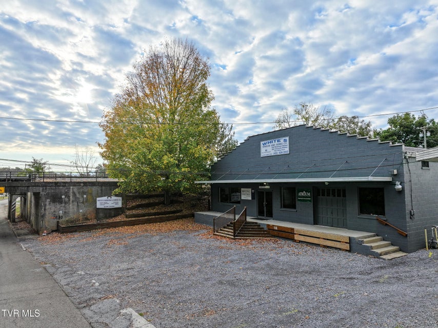 Photo #80: 403 Summer Street