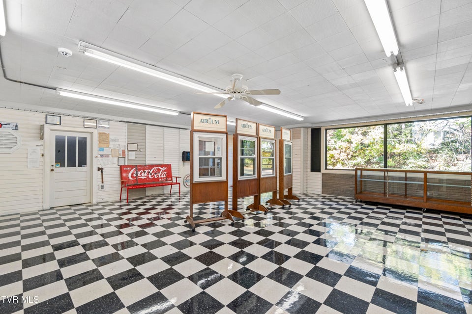 Photo #86: 403 Summer Street