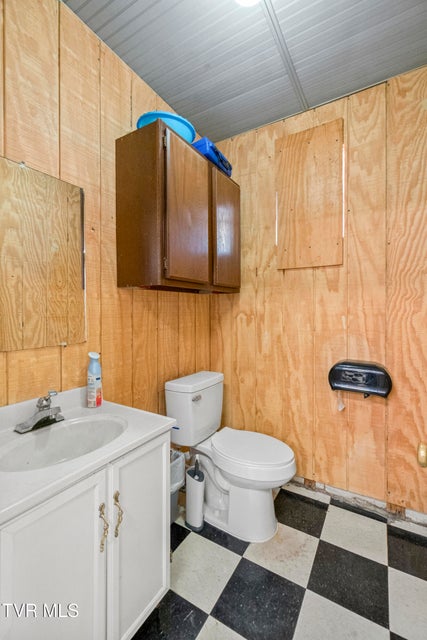 Photo #89: 403 Summer Street