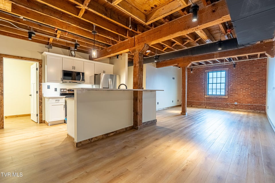 Photo #2: 453 Main Street