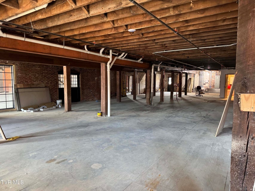 Photo #27: 453 Main Street