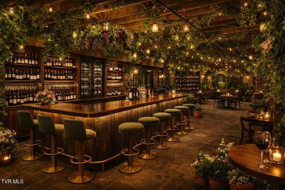 Photo #25: 453 Main Street