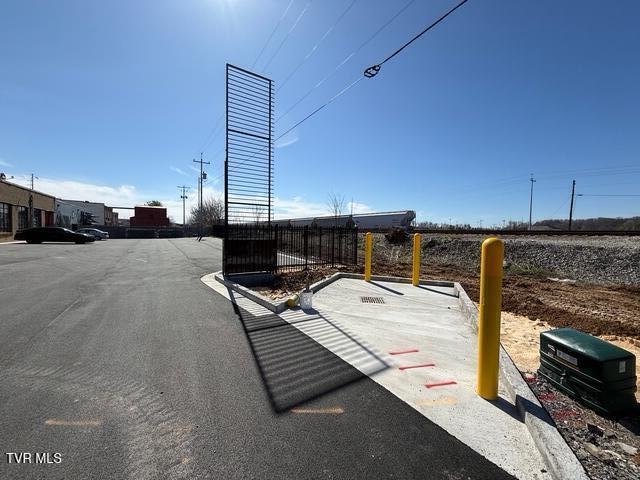 Photo #37: 453 Main Street