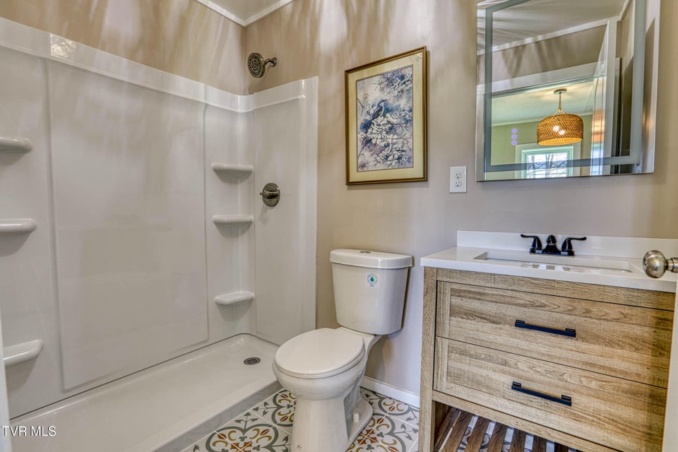 Photo #19: 720 Old Highway 11 