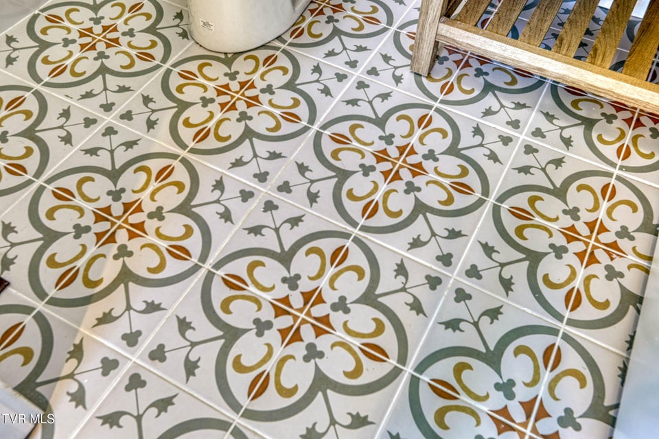 Photo #20: 720 Old Highway 11 