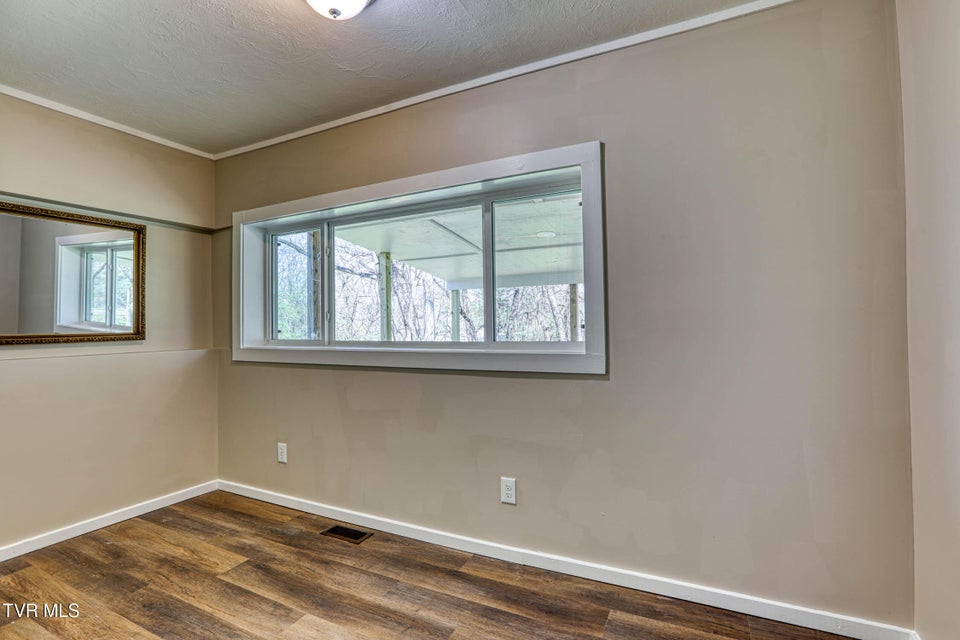 Photo #22: 720 Old Highway 11 