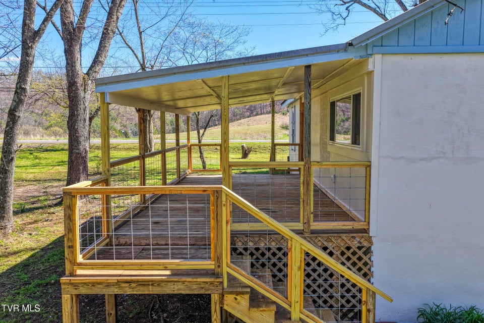 Photo #35: 720 Old Highway 11 