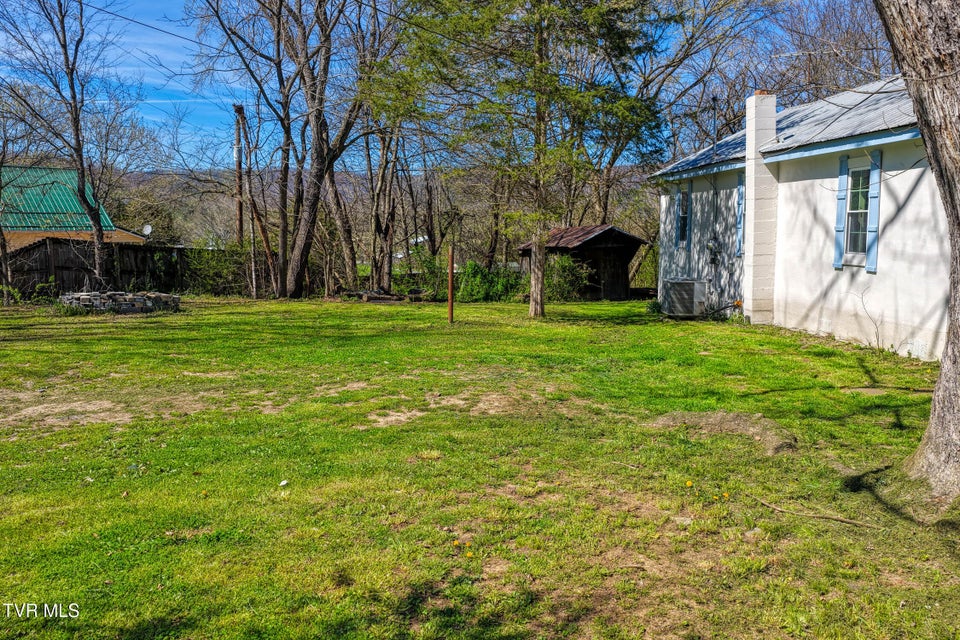 Photo #42: 720 Old Highway 11 