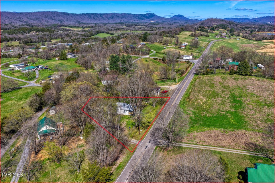 Photo #46: 720 Old Highway 11 