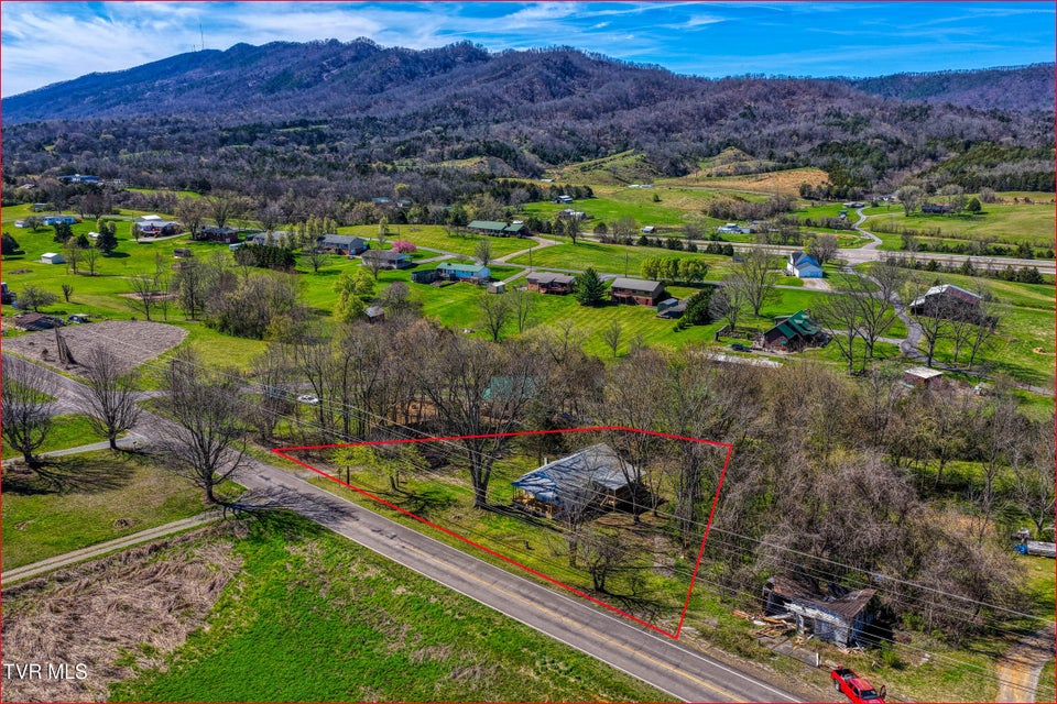 Photo #49: 720 Old Highway 11 