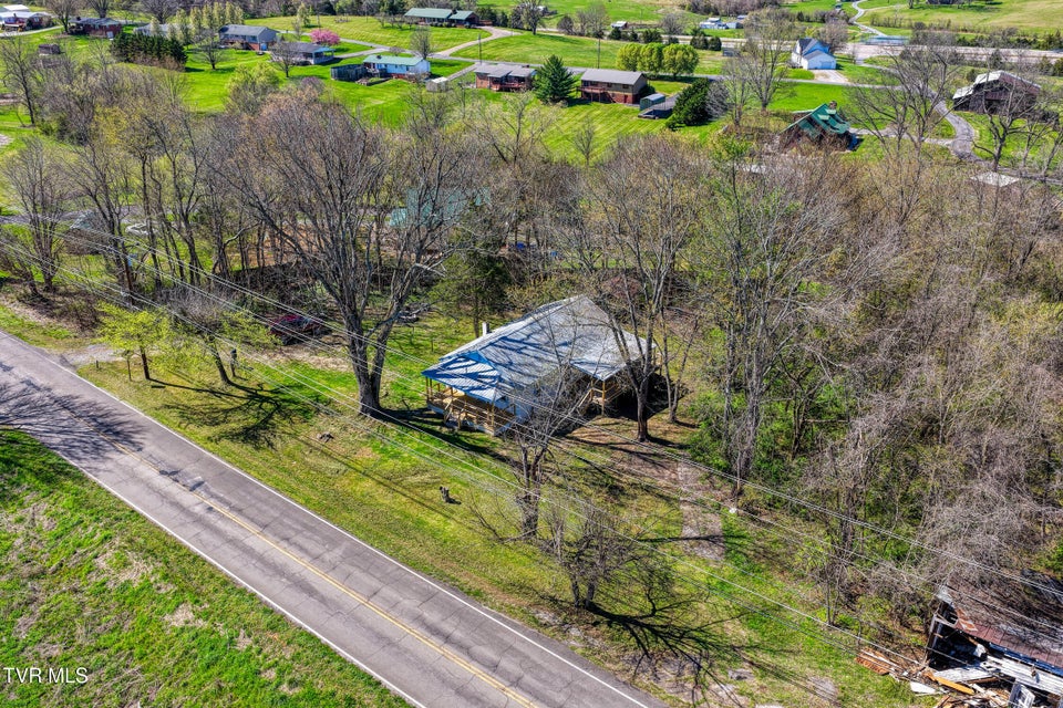 Photo #51: 720 Old Highway 11 