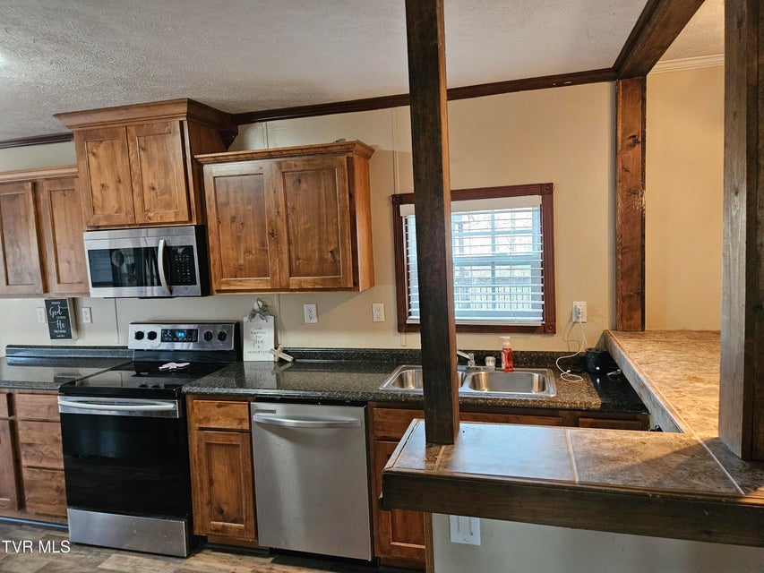 Photo #9: 7395 Grady Lane