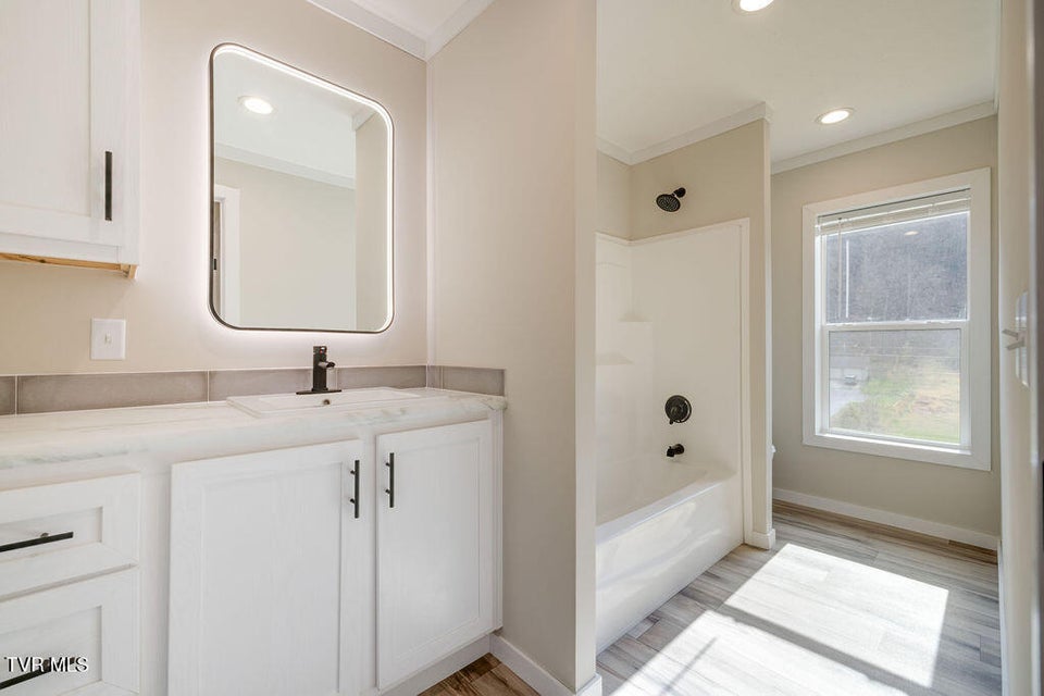 Photo #24: 1565 Rheatown Road