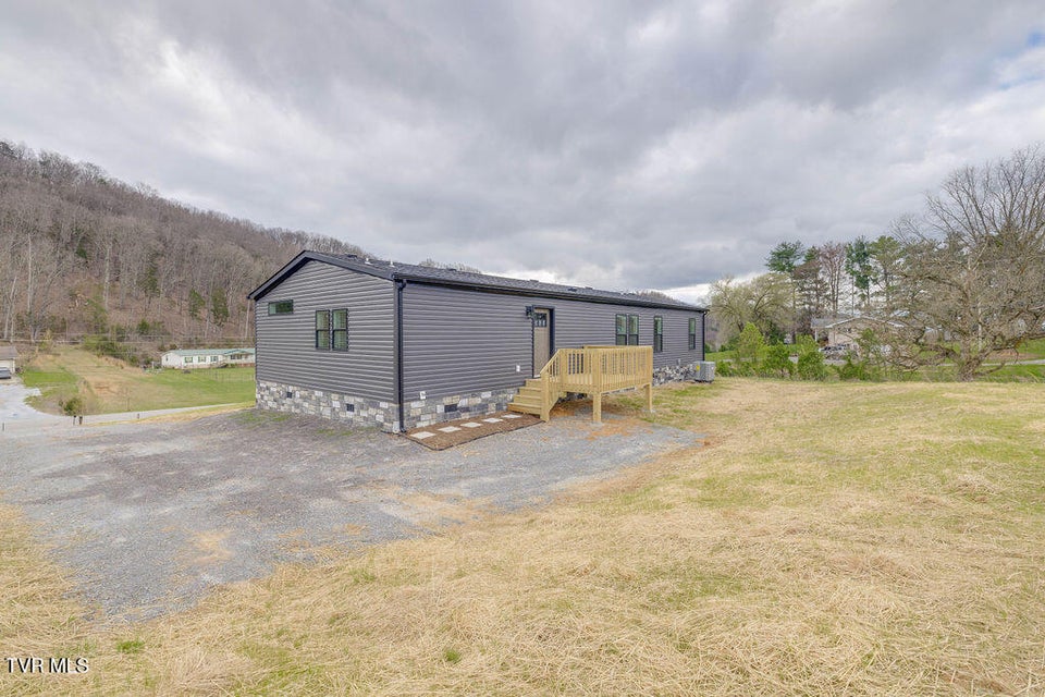 Photo #32: 1565 Rheatown Road