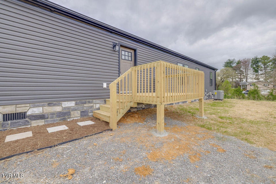 Photo #35: 1565 Rheatown Road