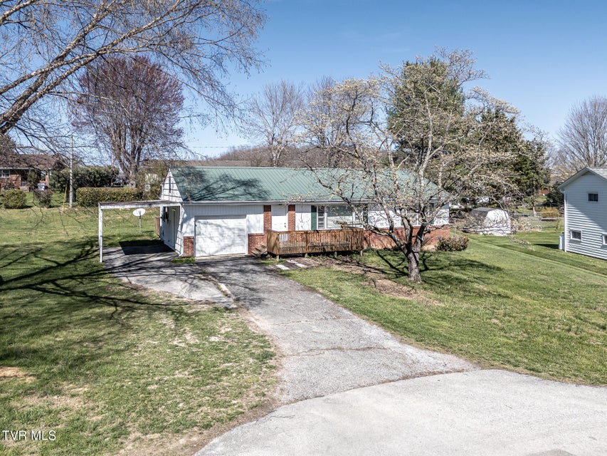 Photo #39: 404 Dyer Circle