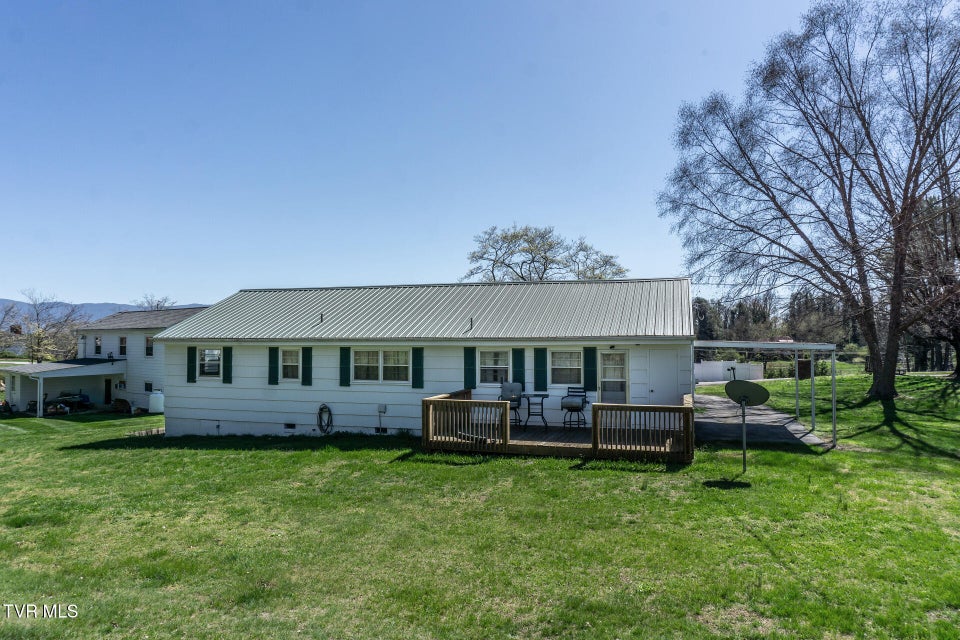 Photo #32: 404 Dyer Circle