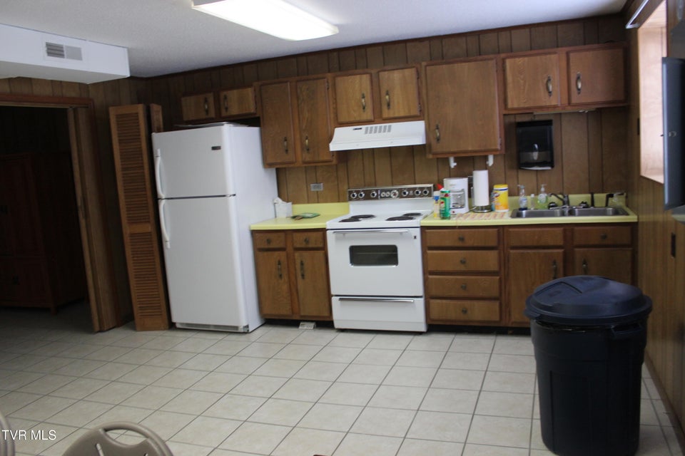 Photo #26: 7810 Lonesome Pine Trail