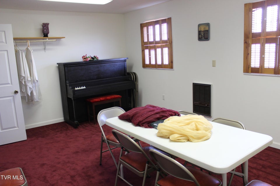 Photo #32: 7810 Lonesome Pine Trail