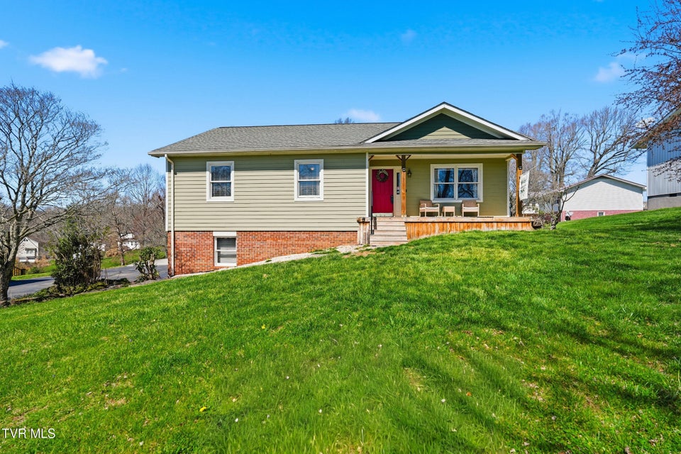 Photo #2: 26261 Beech Circle