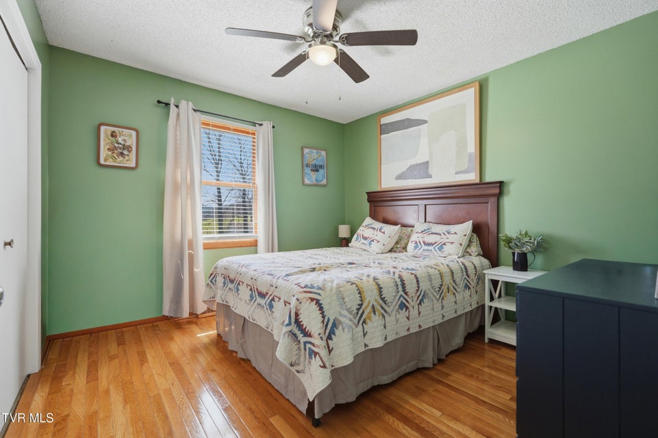 Photo #16: 26261 Beech Circle