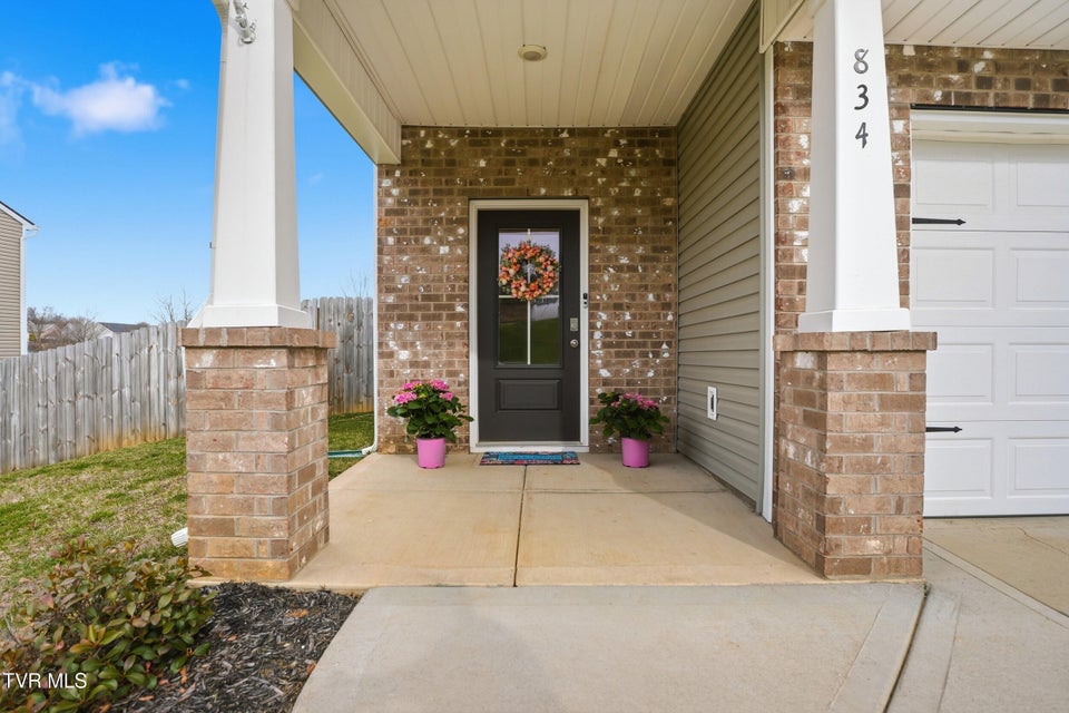 Photo #4: 834 Barley Loop