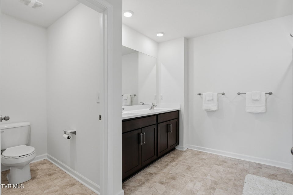 Photo #23: 834 Barley Loop