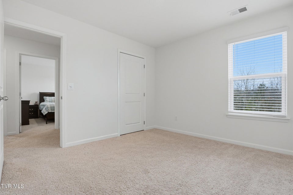 Photo #34: 834 Barley Loop