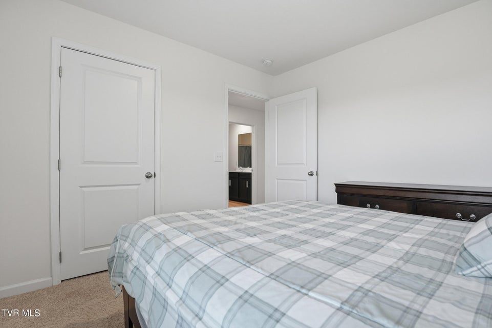 Photo #25: 834 Barley Loop