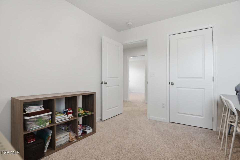 Photo #28: 834 Barley Loop