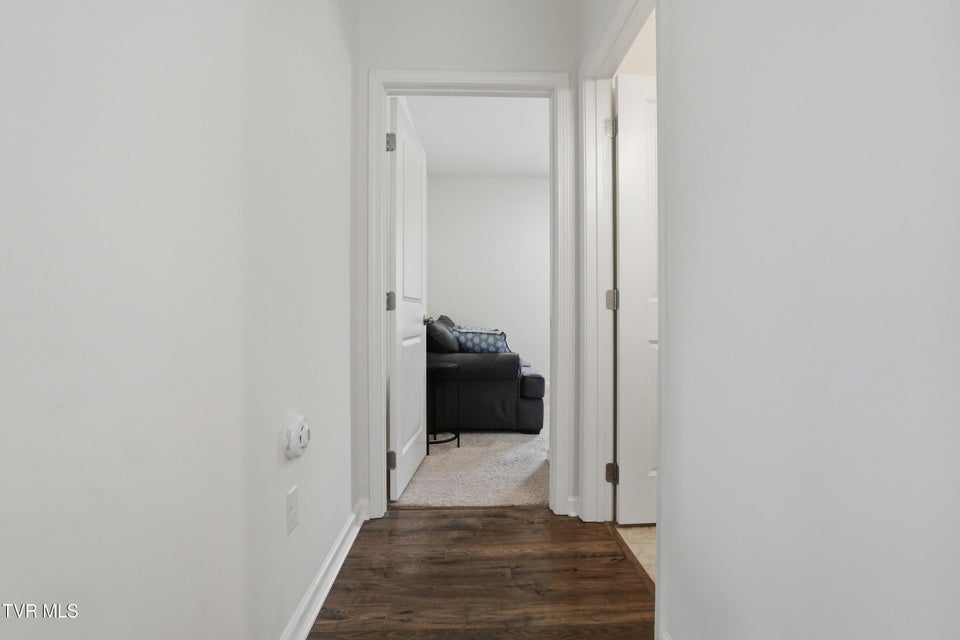 Photo #16: 834 Barley Loop