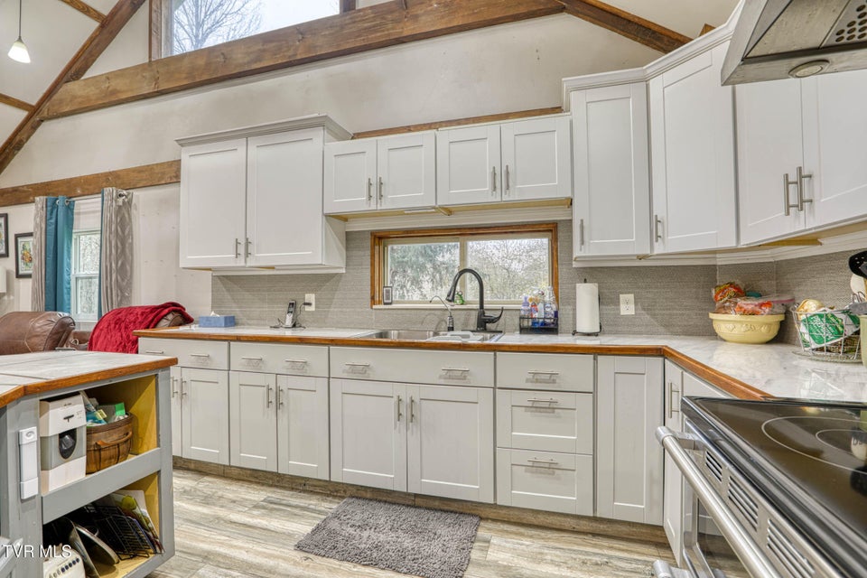 Photo #9: 1744 Snake Hollow Road