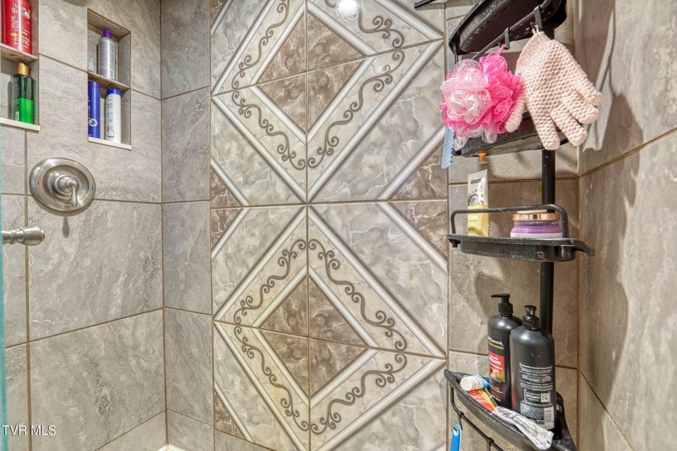 Photo #31: 1744 Snake Hollow Road