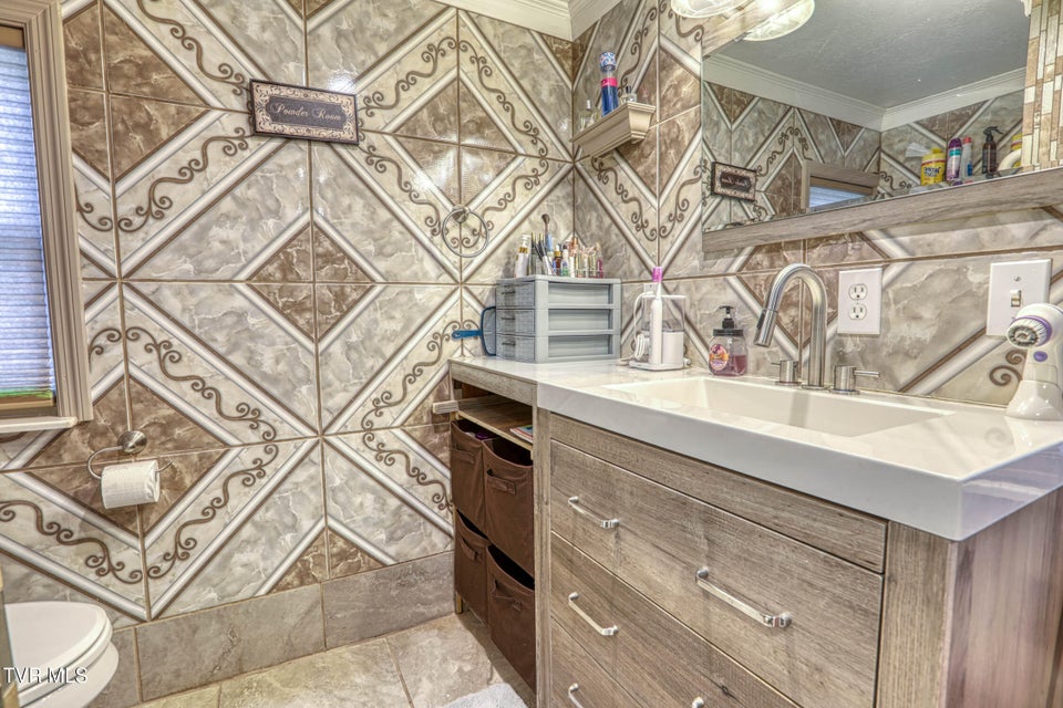 Photo #32: 1744 Snake Hollow Road