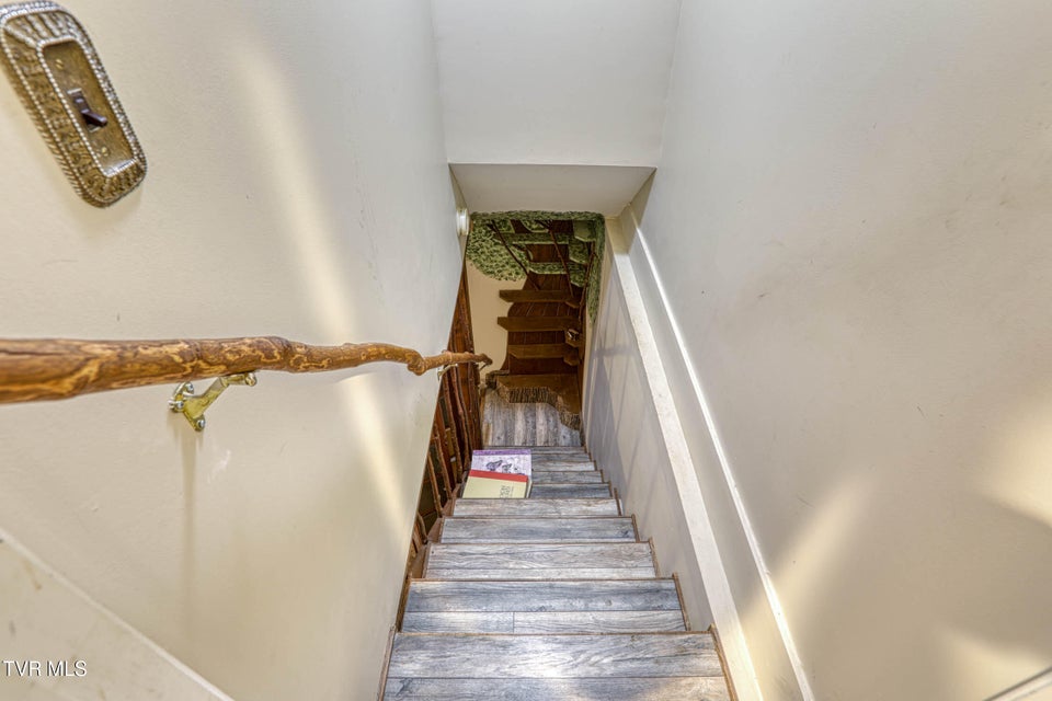 Photo #33: 1744 Snake Hollow Road