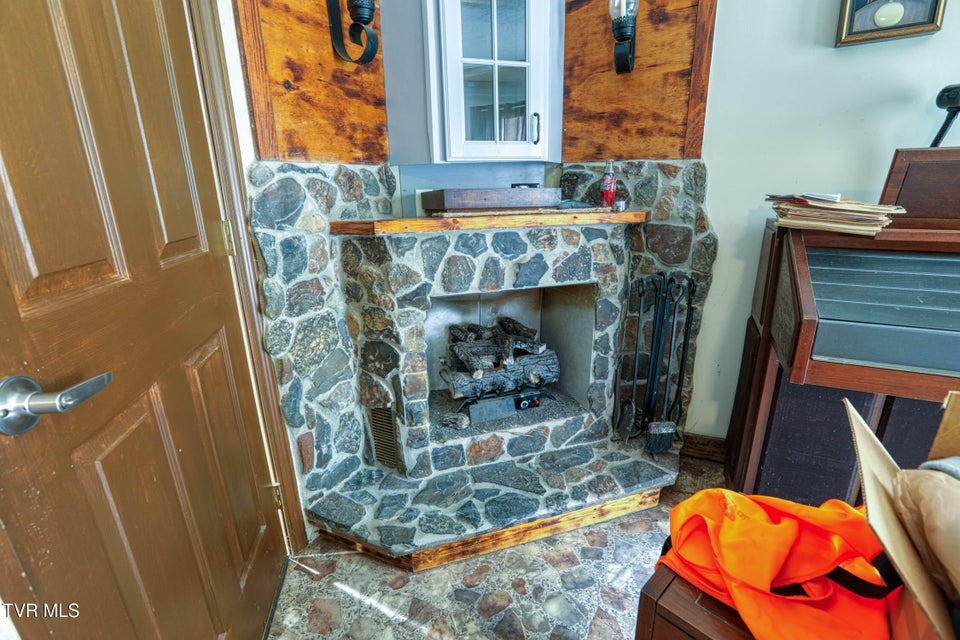 Photo #38: 1744 Snake Hollow Road