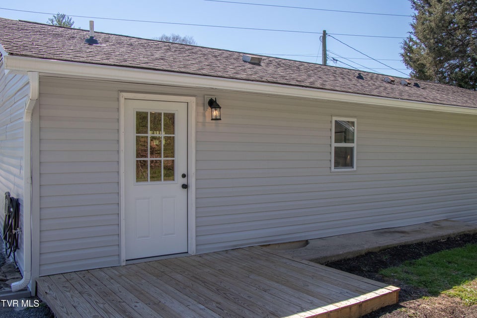 Photo #17: 1276 Old Airport Road