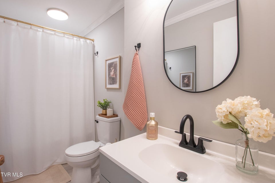 Photo #28: 1276 Old Airport Road