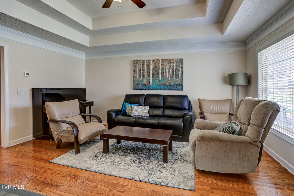 Photo #4: 1022 Appaloosa Trail