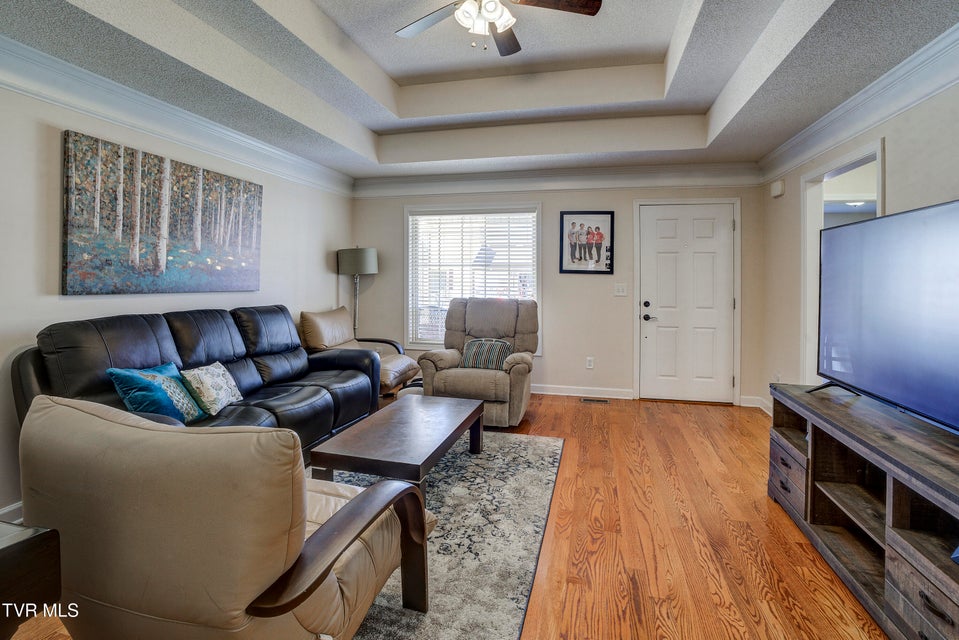 Photo #5: 1022 Appaloosa Trail