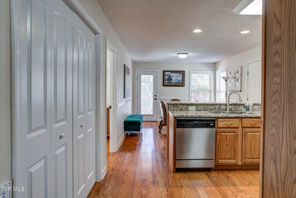 Photo #6: 1022 Appaloosa Trail