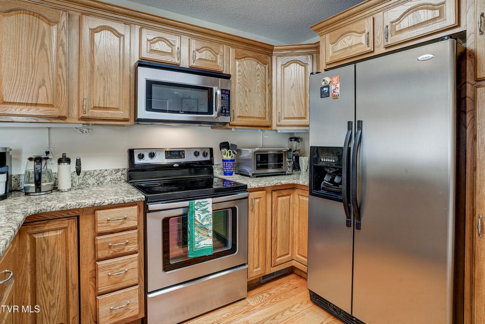 Photo #9: 1022 Appaloosa Trail