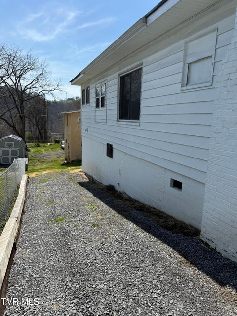 Photo #12: 16702 Wise Street