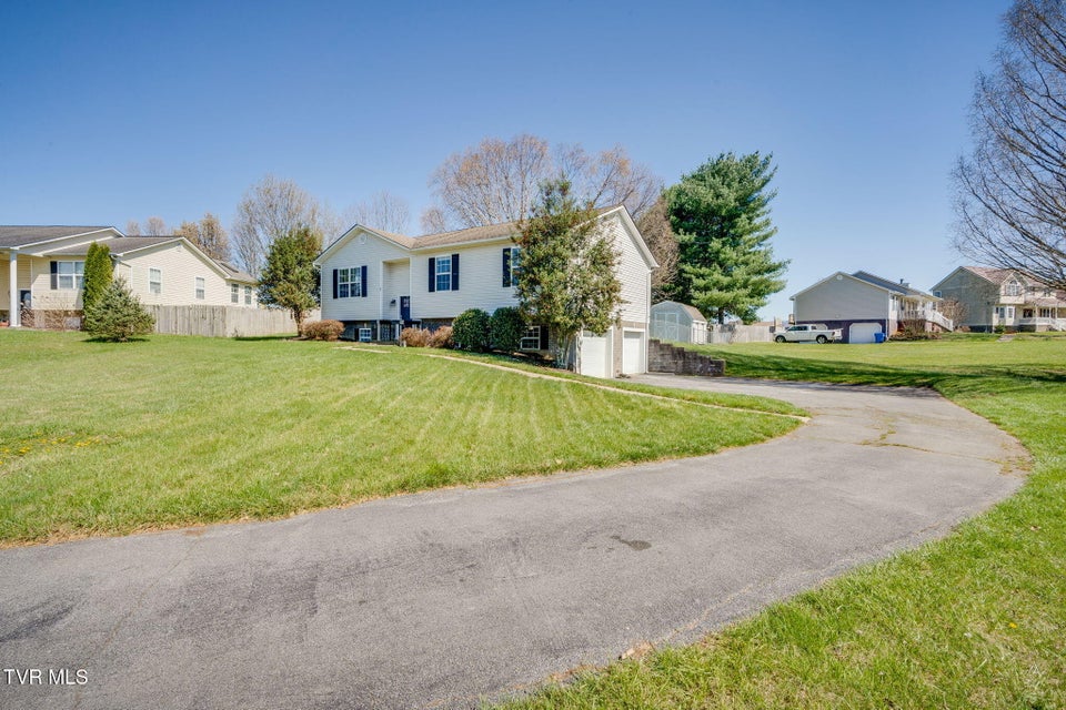 Photo #2: 7 Providence Court