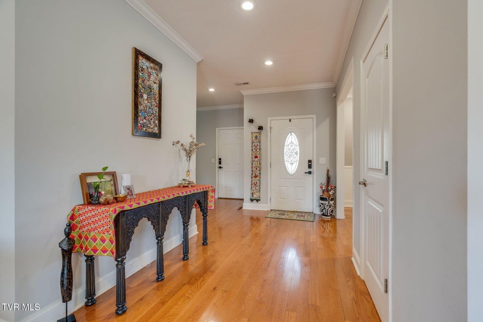 Photo #7: 121 Springwinds Loop