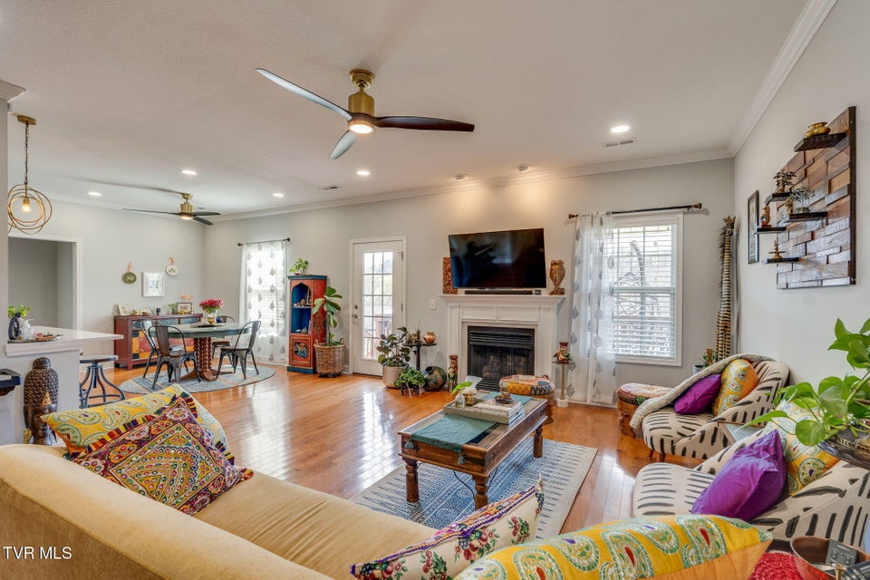 Photo #11: 121 Springwinds Loop