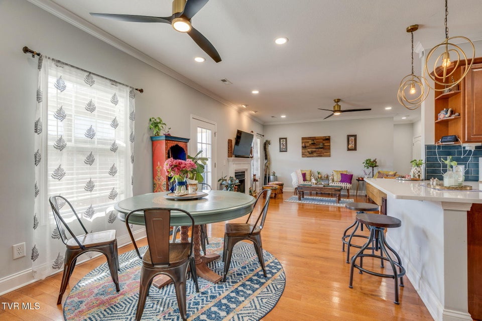 Photo #15: 121 Springwinds Loop